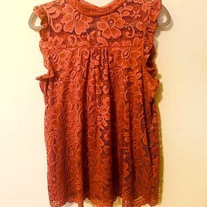 NWOT Ladies Sleeveless Lace Top Size Large